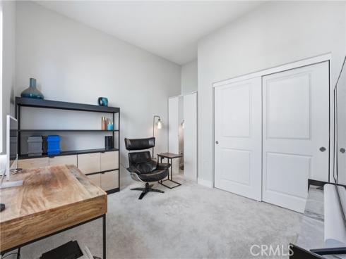 458  Loon  , Irvine, CA