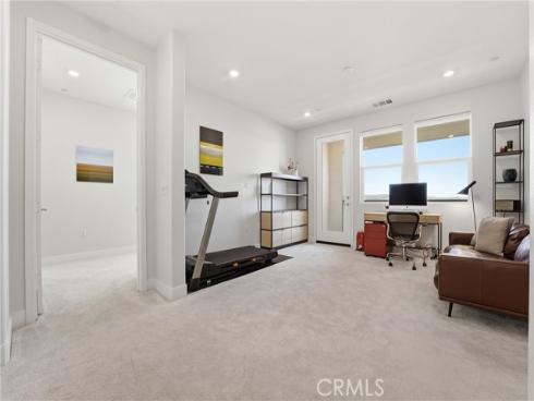 458  Loon  , Irvine, CA