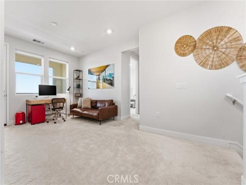 458  Loon  , Irvine, CA