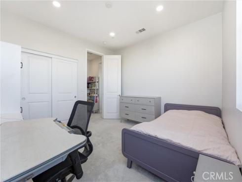 458  Loon  , Irvine, CA