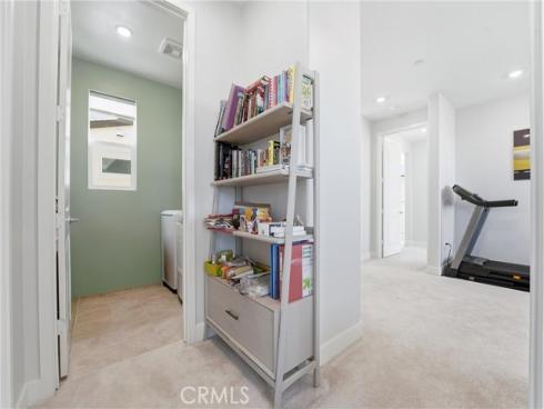 458  Loon  , Irvine, CA