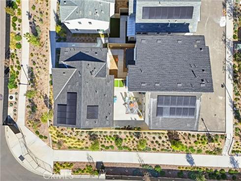 458  Loon  , Irvine, CA