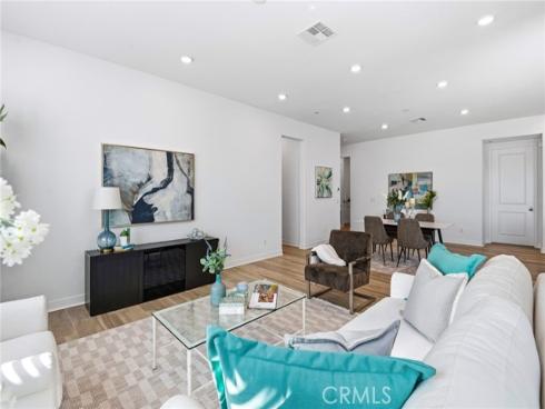 191  Sash  , Irvine, CA