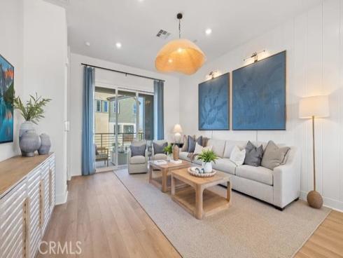 832  Sonia  , Irvine, CA