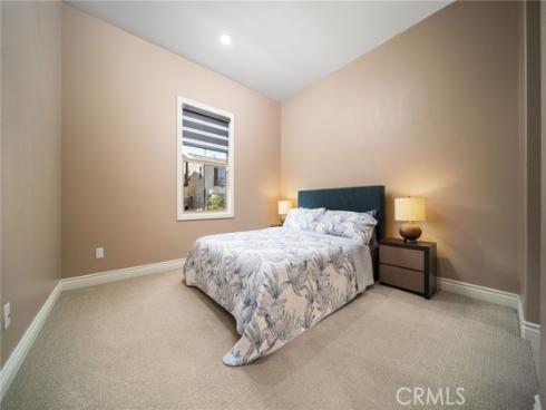 120  Gemini  , Irvine, CA