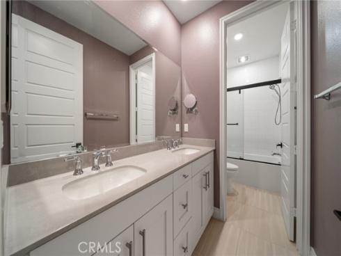 120  Gemini  , Irvine, CA