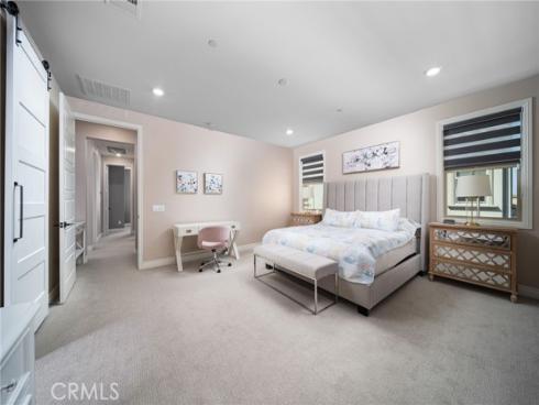 120  Gemini  , Irvine, CA