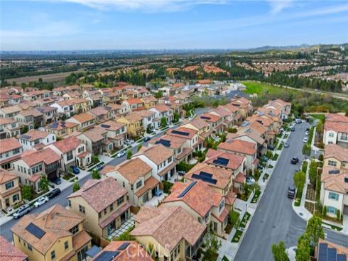 120  Gemini  , Irvine, CA