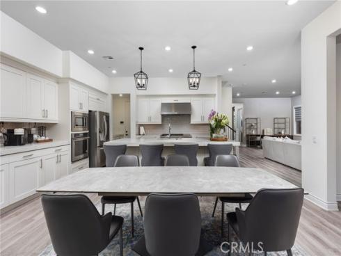 120  Gemini  , Irvine, CA