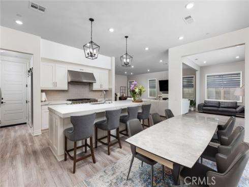 120  Gemini  , Irvine, CA