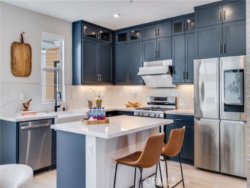 244  Abacus  , Irvine, CA