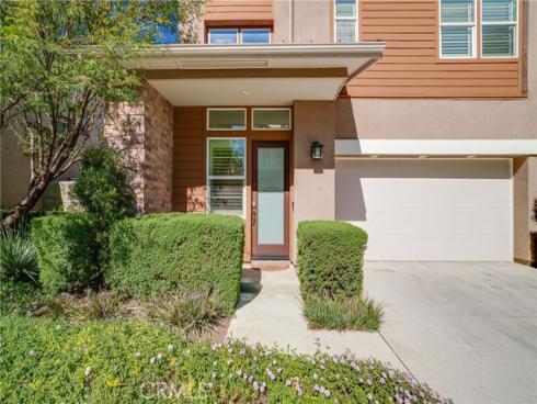 79  Pelican  , Irvine, CA