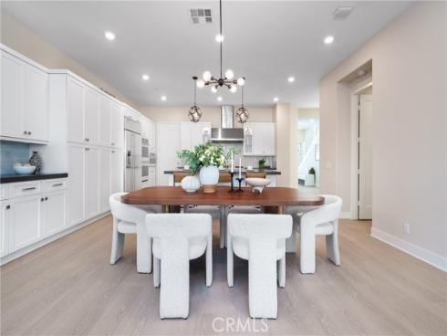 79  Pelican  , Irvine, CA