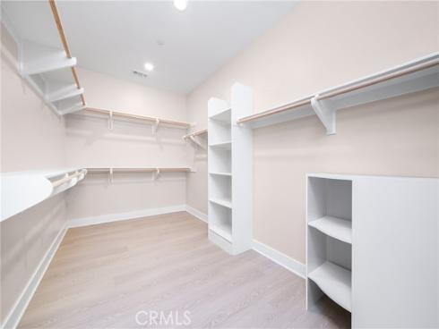 79  Pelican  , Irvine, CA