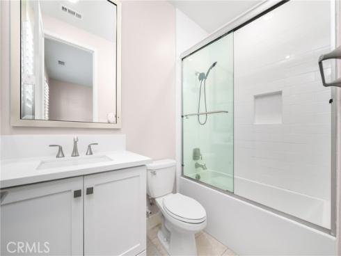 79  Pelican  , Irvine, CA