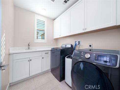 79  Pelican  , Irvine, CA