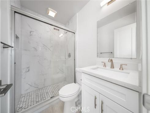 79  Pelican  , Irvine, CA