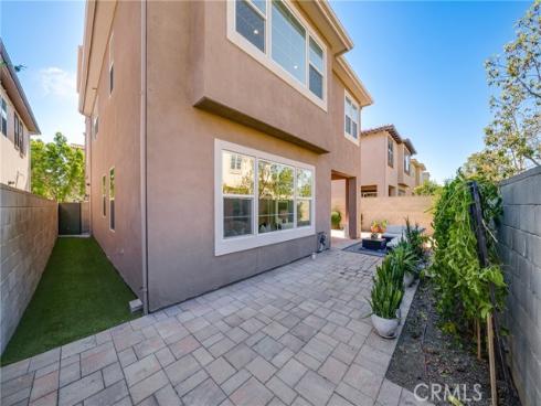 79  Pelican  , Irvine, CA