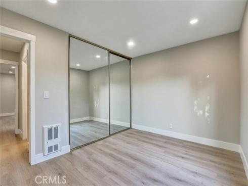 93  Streamwood  , Irvine, CA