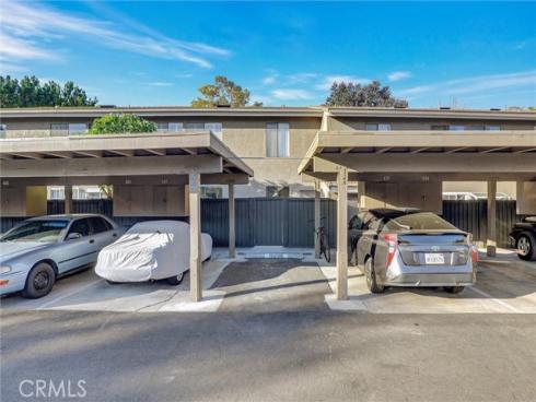 93  Streamwood  , Irvine, CA