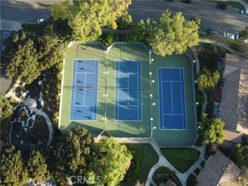 93  Streamwood  , Irvine, CA