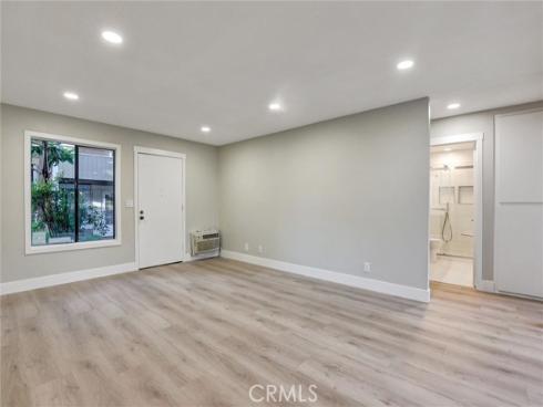 93  Streamwood  , Irvine, CA