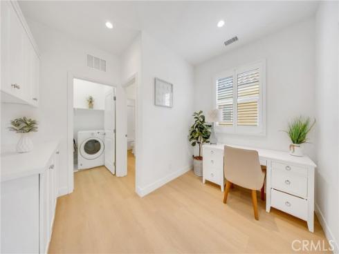 182  Frontier  , Irvine, CA