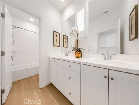 182  Frontier  , Irvine, CA