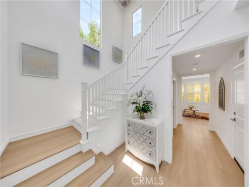 182  Frontier  , Irvine, CA