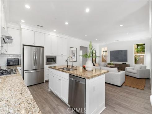 275  Rodeo  8 , Irvine, CA