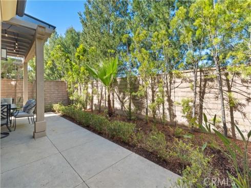 275  Rodeo  8 , Irvine, CA