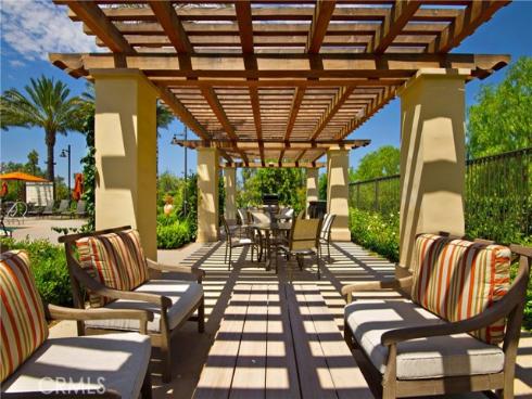 275  Rodeo  8 , Irvine, CA