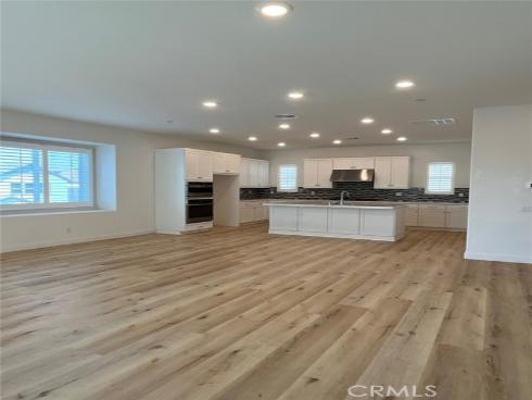 300  Tank  , Irvine, CA