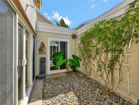 16  Woodpine   Drive, Irvine, CA