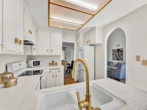 16  Woodpine   Drive, Irvine, CA