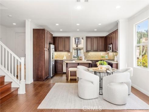 42  Land Grant  , Irvine, CA