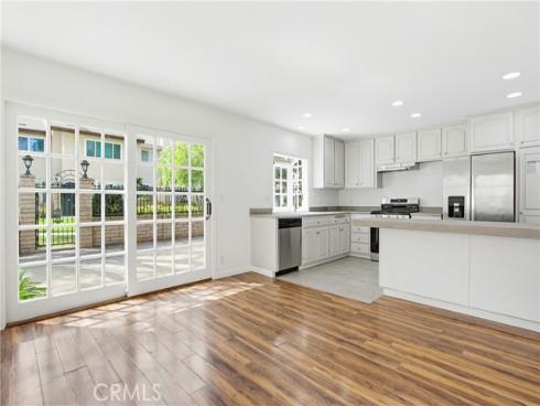 48  Willow Tree   Lane, Irvine, CA