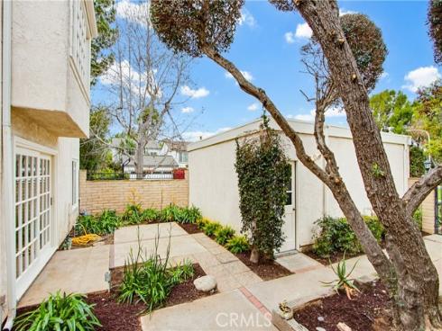 48  Willow Tree   Lane, Irvine, CA