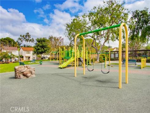 48  Willow Tree   Lane, Irvine, CA