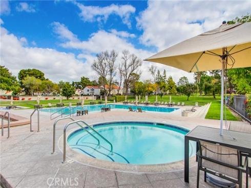 48  Willow Tree   Lane, Irvine, CA