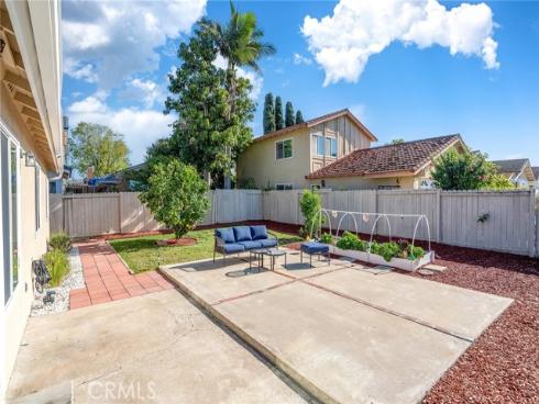 3761  Provincetown  , Irvine, CA