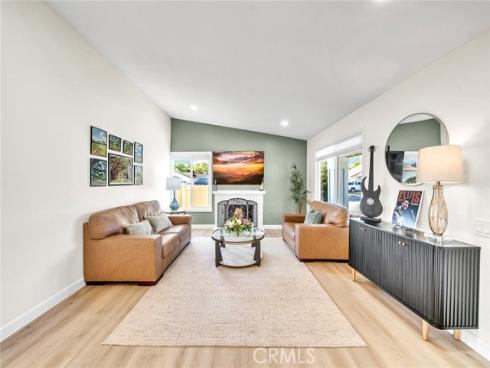 3761  Provincetown  , Irvine, CA