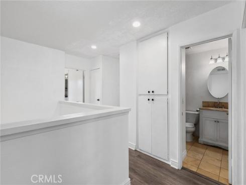 26  Helena  69 , Irvine, CA