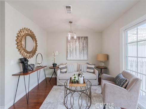 32  Goldenbush  , Irvine, CA