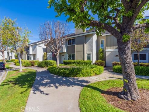 32  Goldenbush  , Irvine, CA