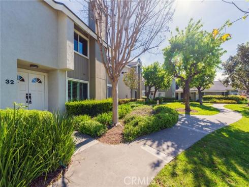 32  Goldenbush  , Irvine, CA
