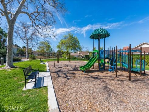 32  Goldenbush  , Irvine, CA