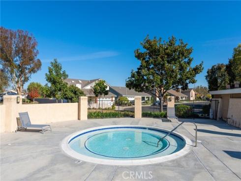 32  Goldenbush  , Irvine, CA