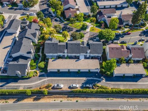 32  Goldenbush  , Irvine, CA