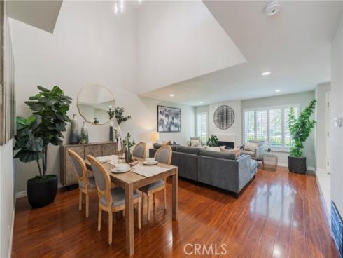 32  Goldenbush  , Irvine, CA